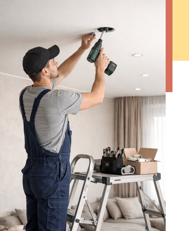 Установка и монтаж точечных светильников в натяжной потолок в Кореновске от 1866 руб. | ОТДЕЛОЧНИК-Кнв