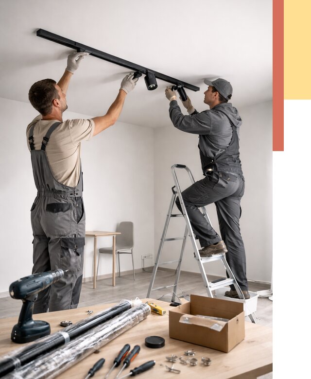 Установка трековых светильников в натяжной потолок в Кореновске от 4353 руб. | ОТДЕЛОЧНИК-Кнв